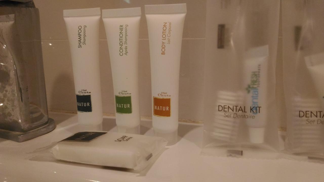 Top Star Hotel Oton Екстериор снимка