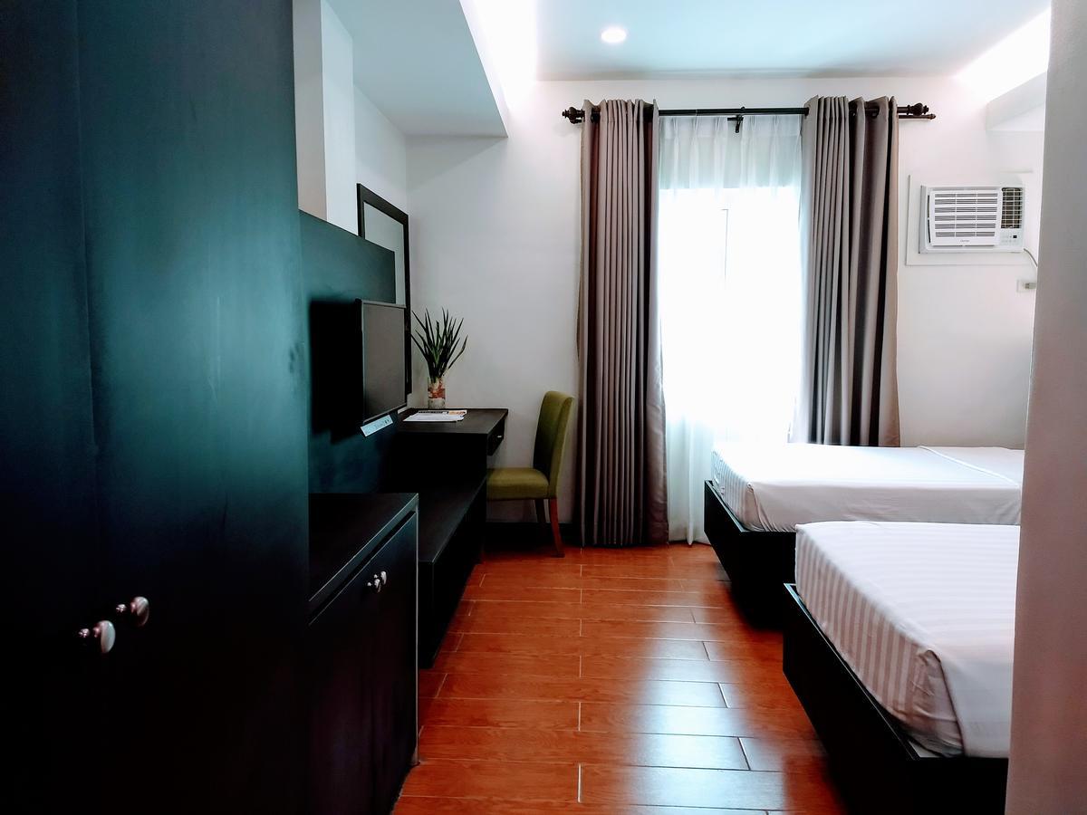 Top Star Hotel Oton Екстериор снимка