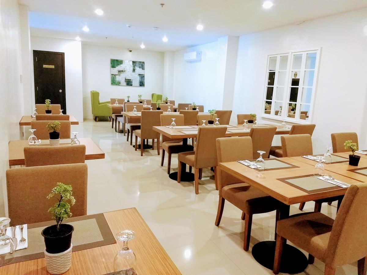 Top Star Hotel Oton Екстериор снимка